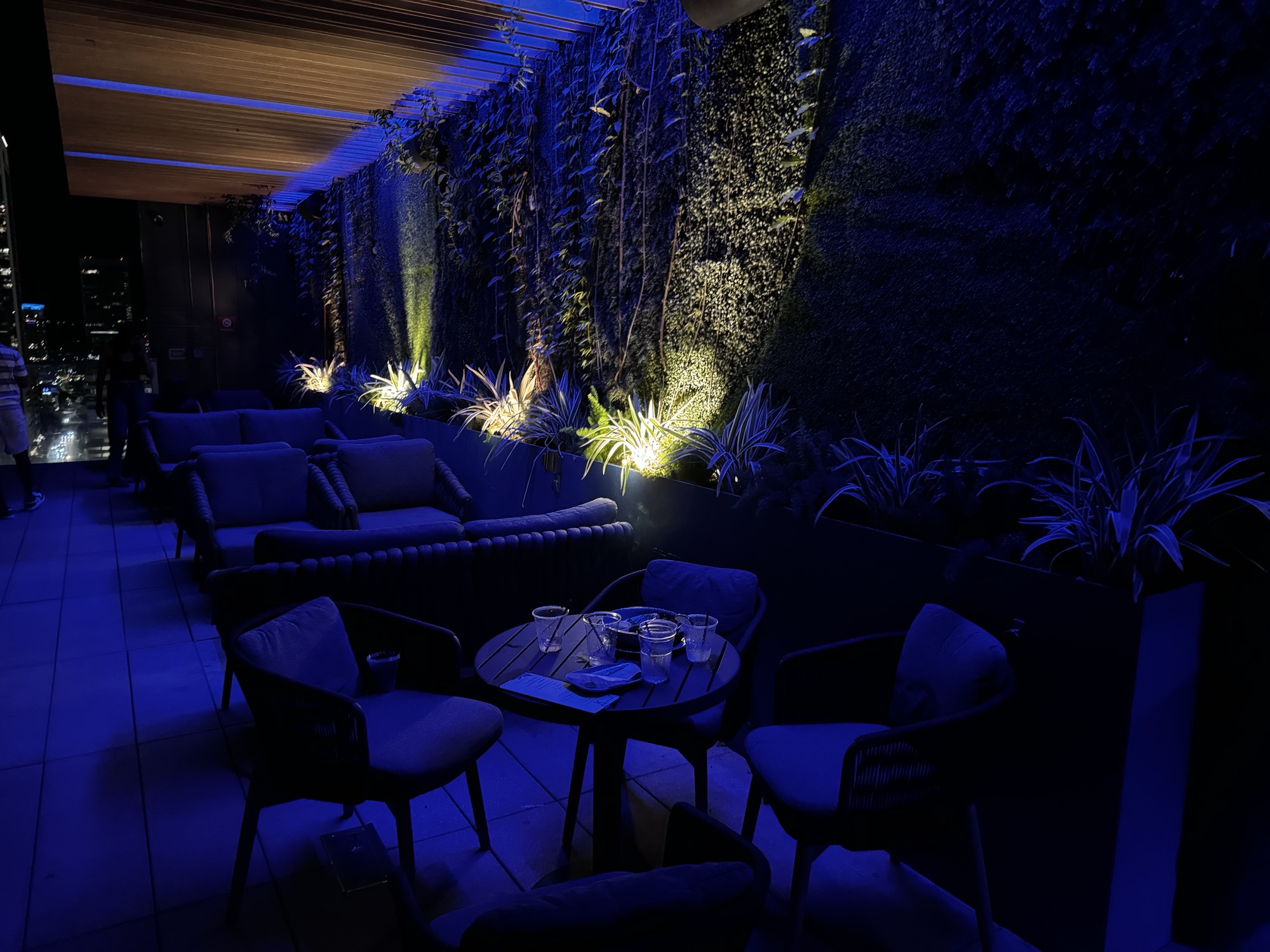 Azul Rooftop Bar & Lounge photo 5