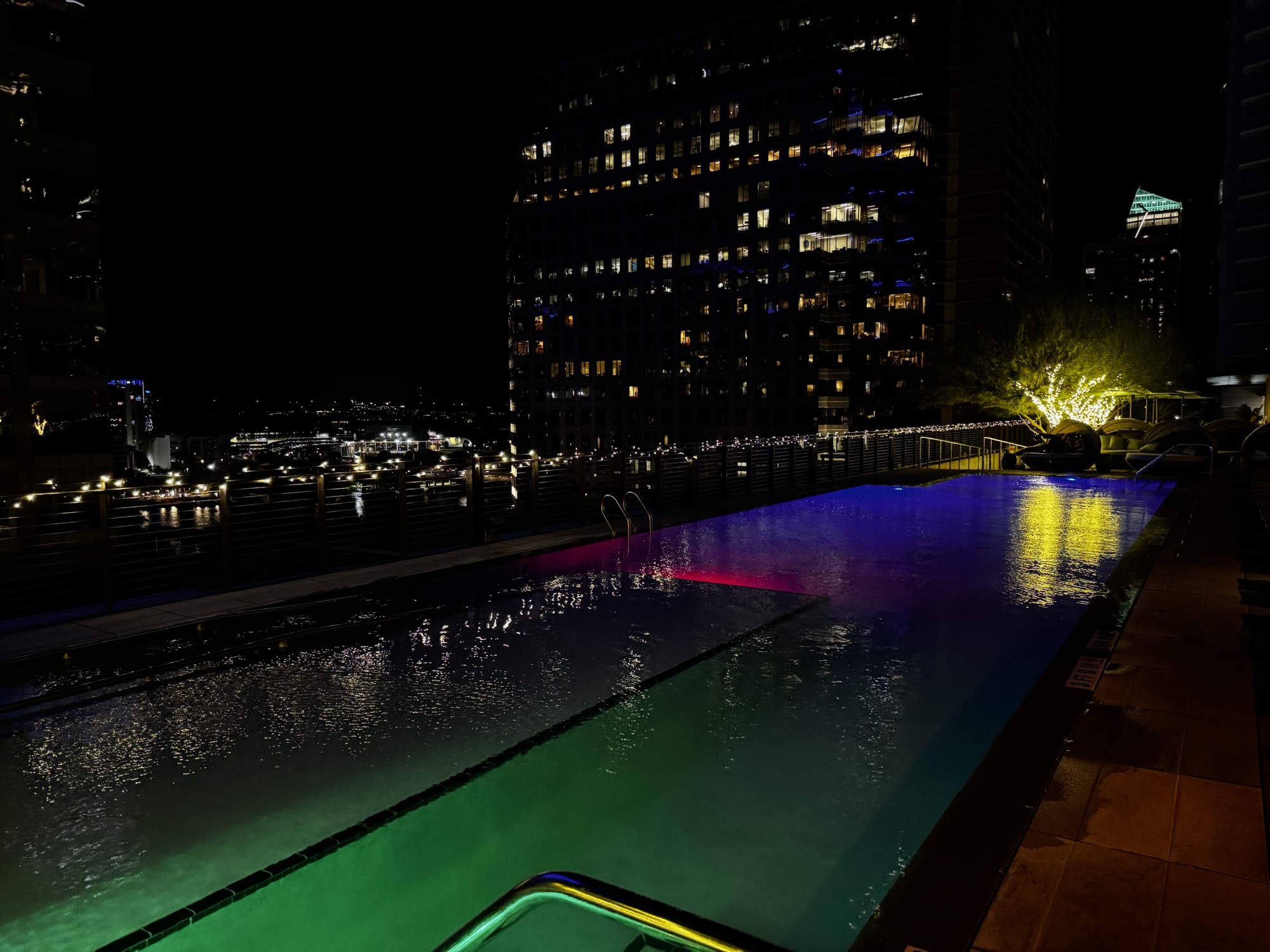 Edge Rooftop & Bar photo 6
